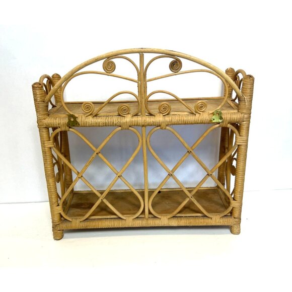 Vintage 1970s Rattan Wicker Wall Mounted Standing 2-Tier Shelf Spiral Scroll - Picture 3 of 11